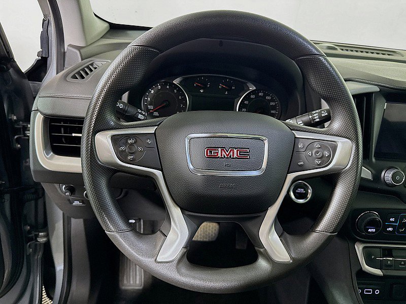 Used 2023 GMC Terrain SLE w/ Driver Convenience Package image 12
