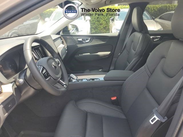 New 2026 Volvo XC60 B5 Ultra w/ Protection Package Premier AWD/4WD image 16