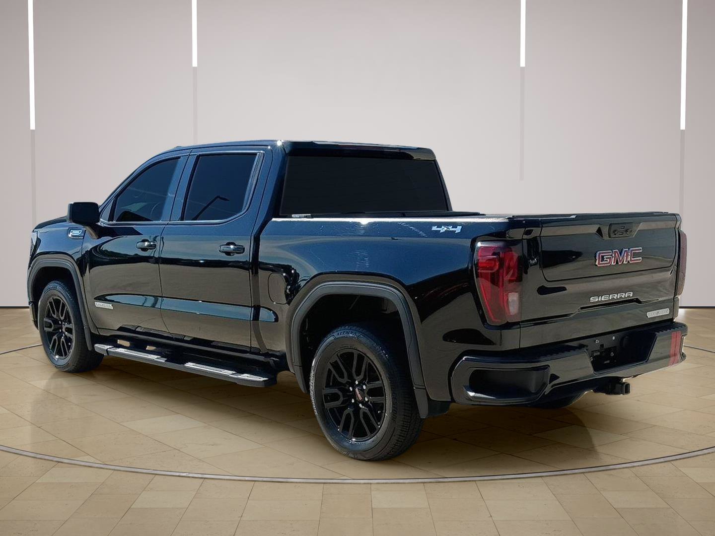Used 2026 GMC Sierra 1500 Elevation AWD/4WD image 4