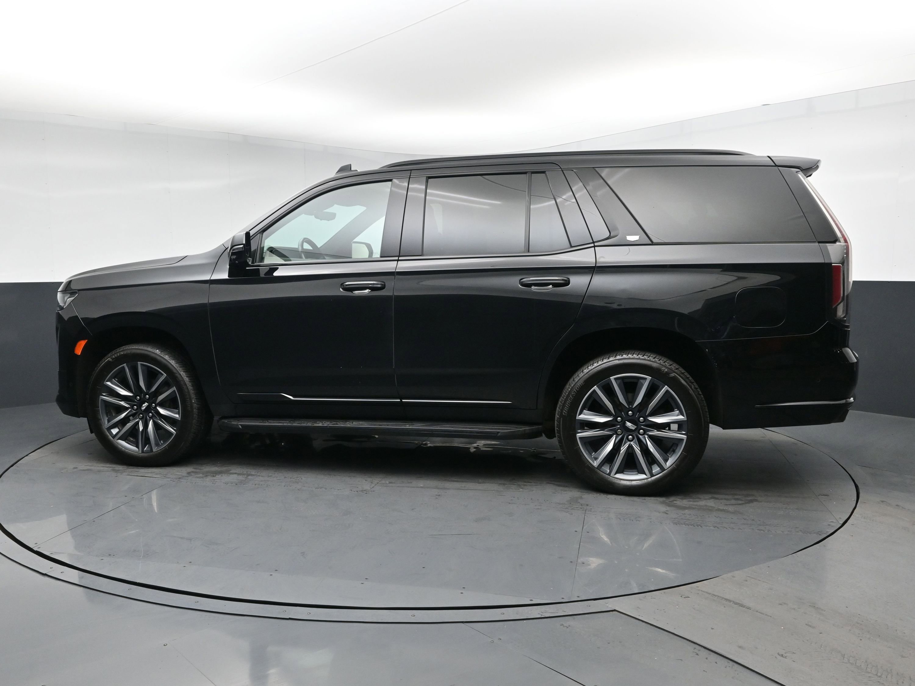 Used 2022 Cadillac Escalade Sport AWD/4WD image 4