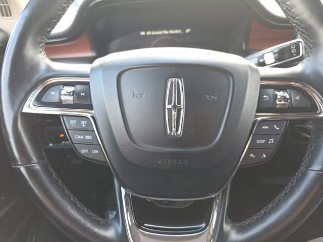Used 2021 Lincoln Nautilus Reserve image 32