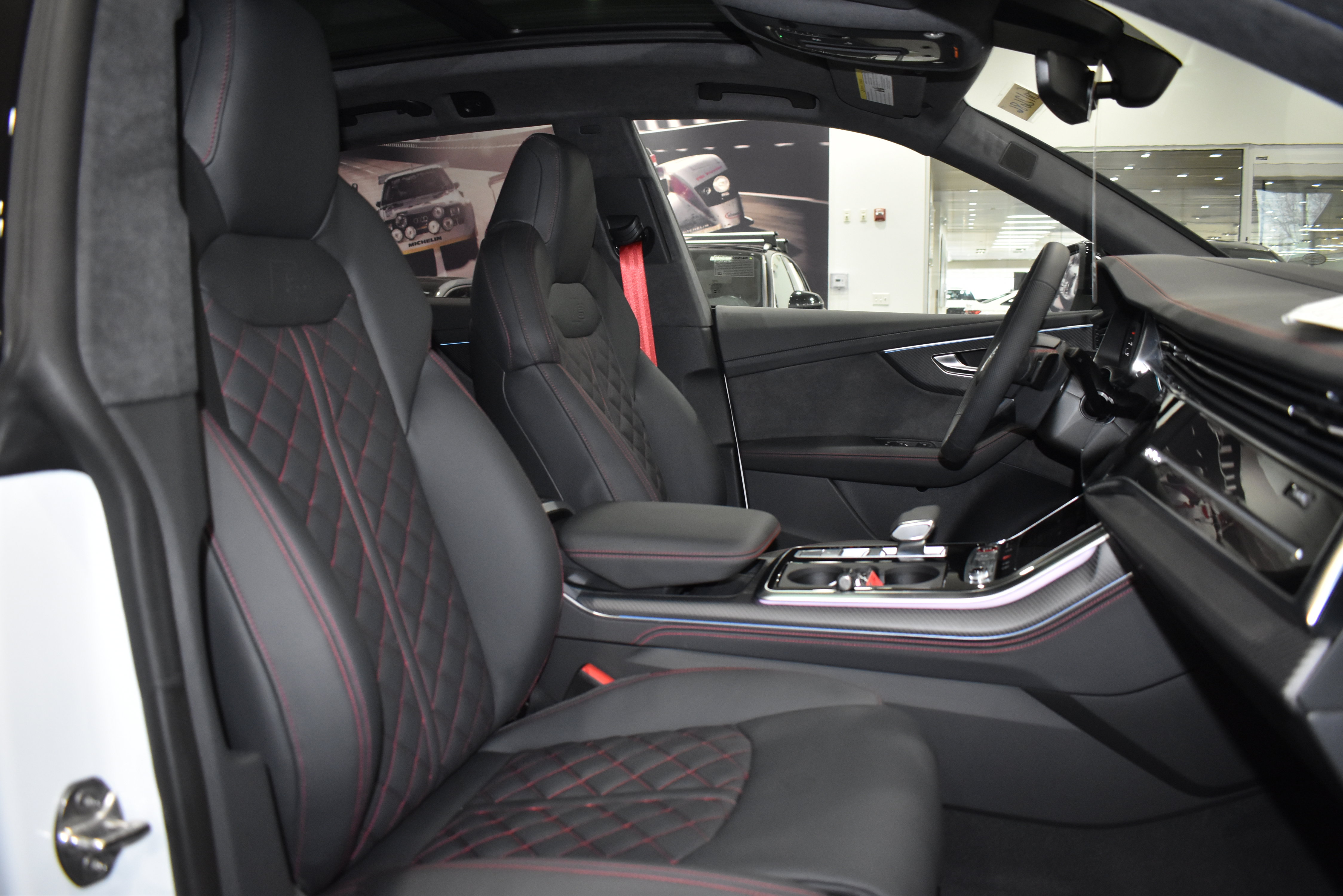 New 2026 Audi SQ8 Prestige AWD/4WD image 33