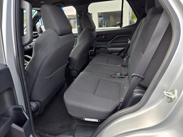 Used 2025 Toyota 4Runner SR5 AWD/4WD image 11