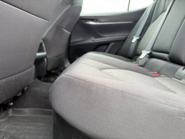Used 2019 Toyota Camry LE FWD image 27