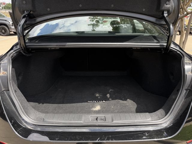 Used 2024 Nissan Sentra SV FWD image 27