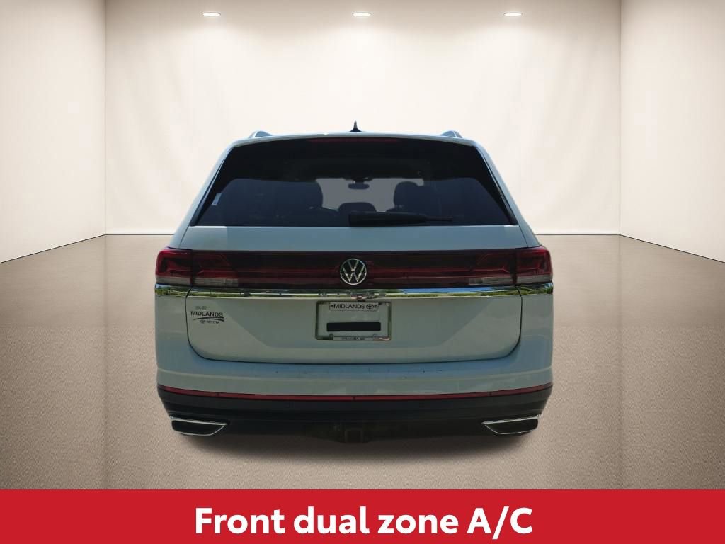 Used 2025 Volkswagen Atlas SE image 5