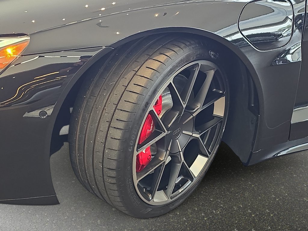 New 2026 Audi RS e-tron GT performance AWD/4WD image 32