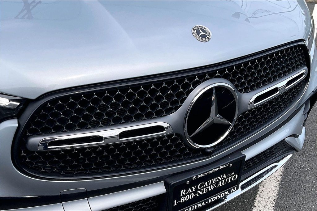 Certified 2025 Mercedes-Benz GLC 350e 4MATIC image 23