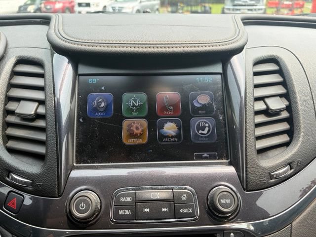 Used 2018 Chevrolet Impala Premier FWD image 10