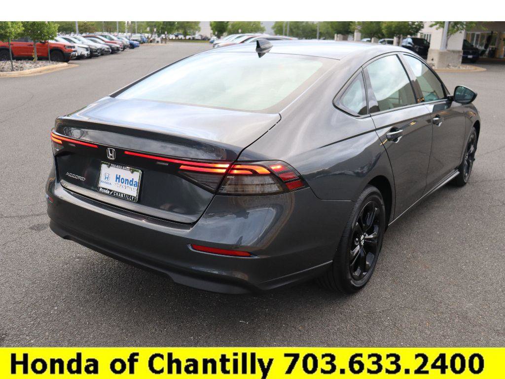 Certified 2025 Honda Accord SE image 7