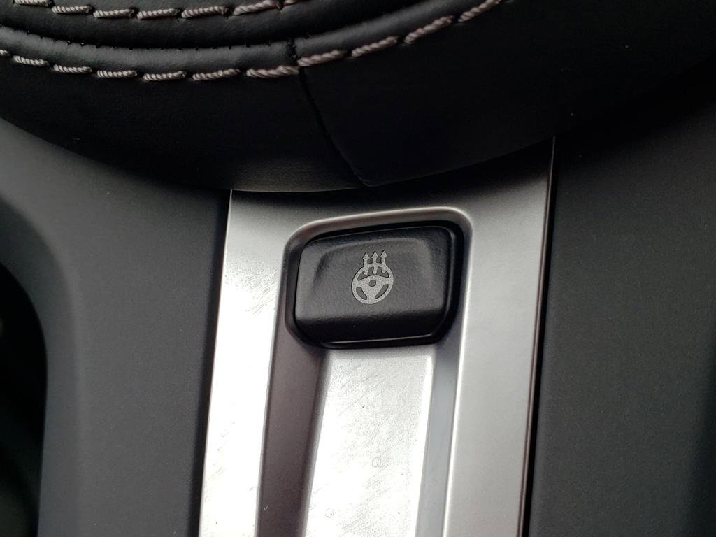 Used 2023 BMW X6 xDrive40i w/ Executive Package image 28