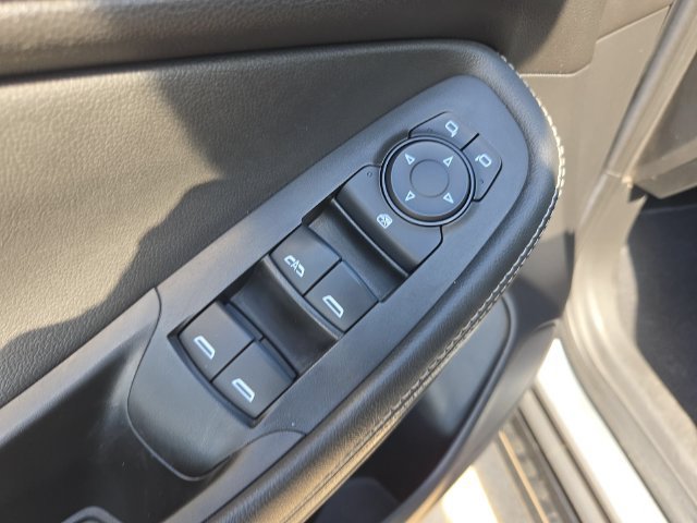 Used 2024 Buick Encore GX Sport Touring FWD image 21