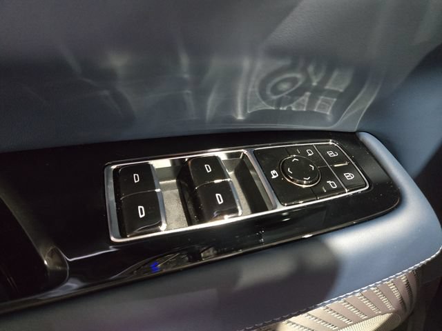 New 2026 Cadillac Escalade IQ Luxury 2 AWD/4WD image 21
