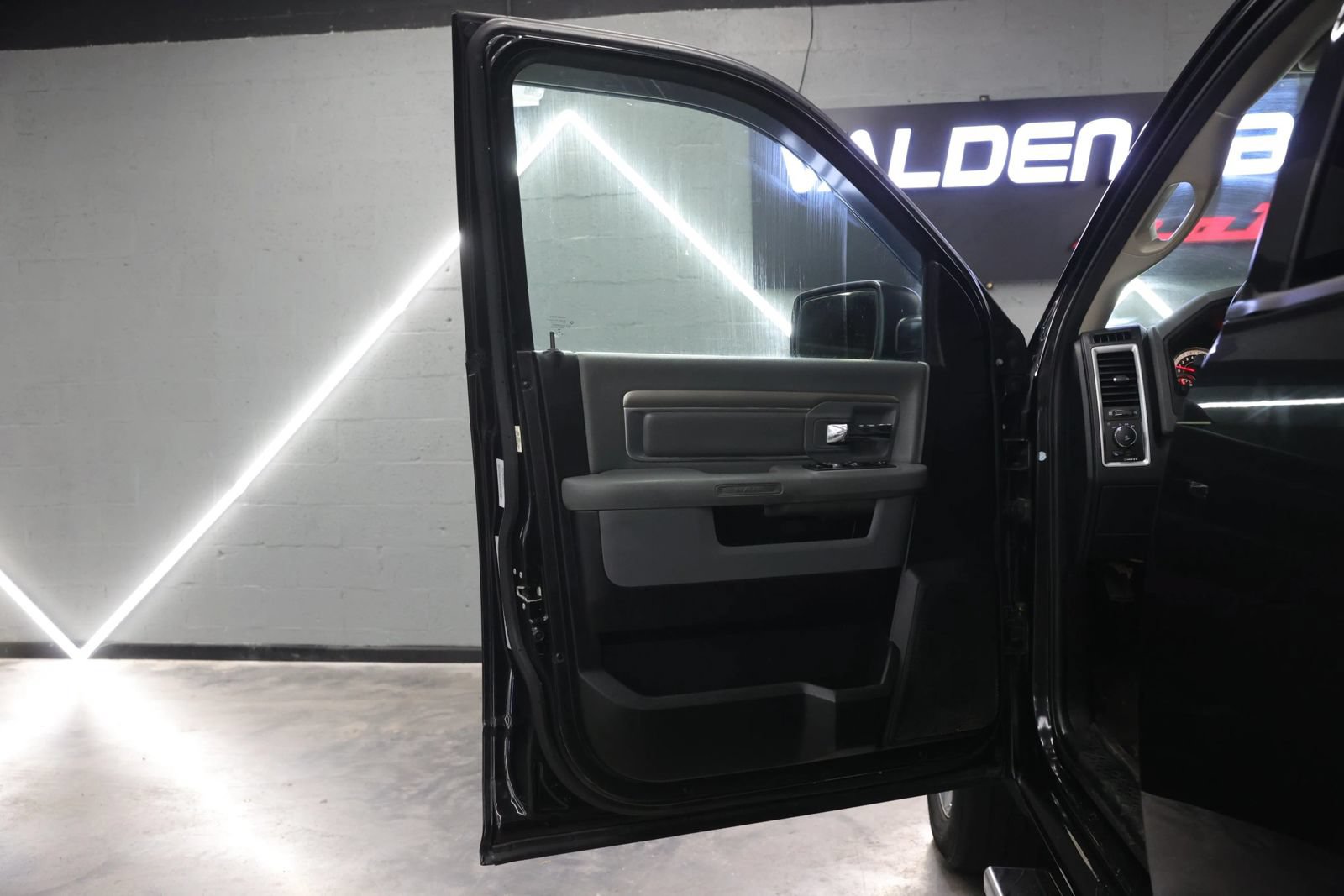 Used 2016 RAM 1500 Lone Star RWD image 41