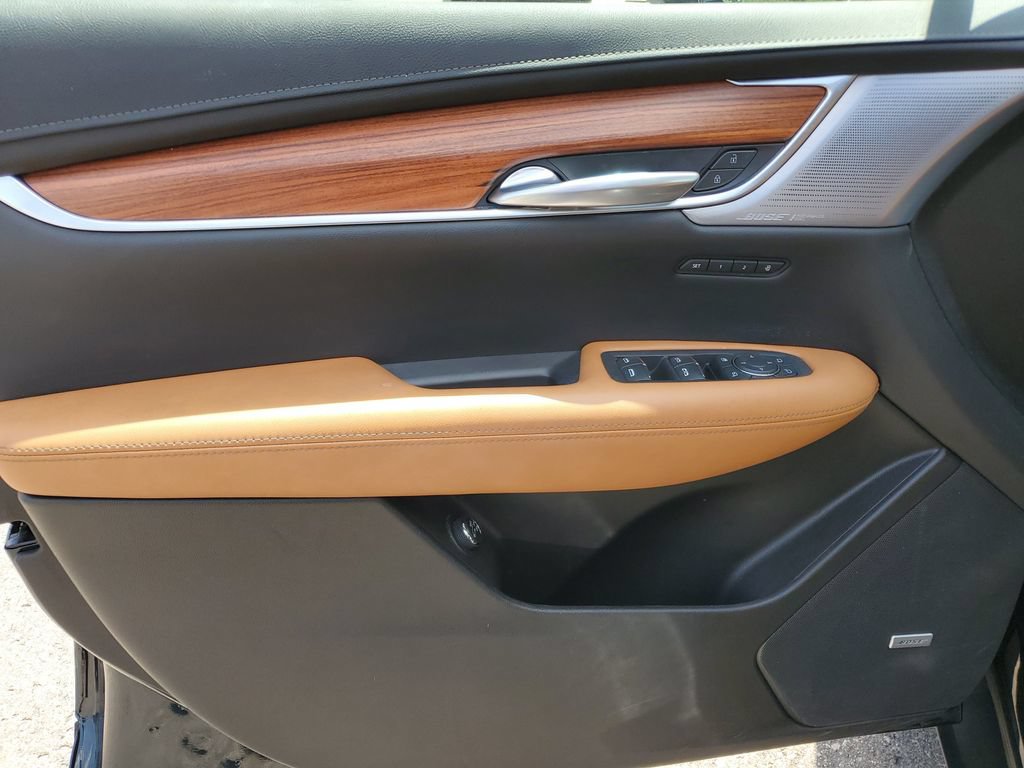 Certified 2024 Cadillac XT5 Premium Luxury w/ LPO, Floor Liner Package AWD/4WD image 20
