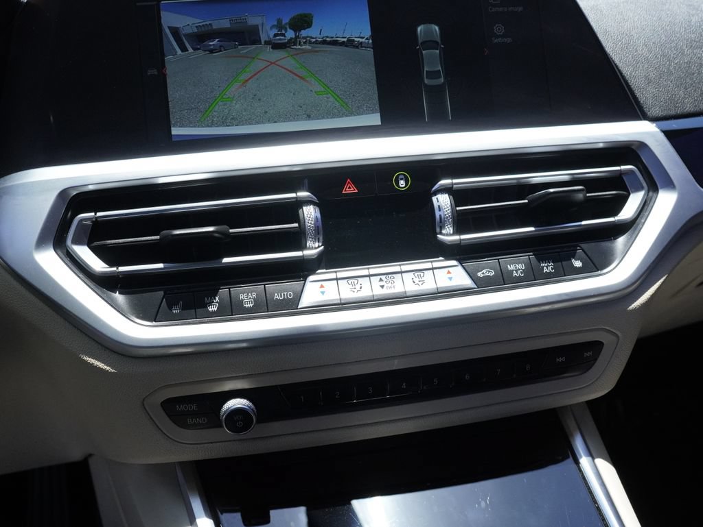 Used 2019 BMW 330i Sedan w/ Driving Assistance Package RWD image 19