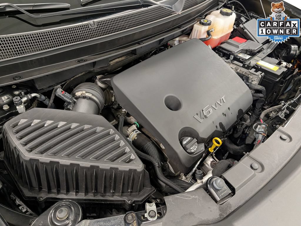 Used 2023 Chevrolet Traverse LT FWD image 37