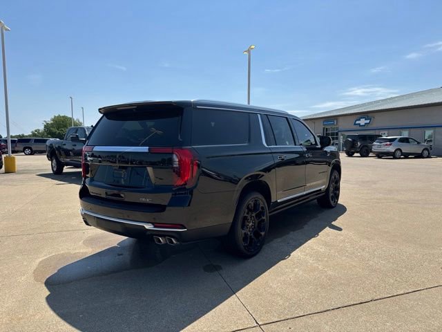 Used 2026 GMC Yukon XL Denali w/ Denali Reserve Package AWD/4WD image 7