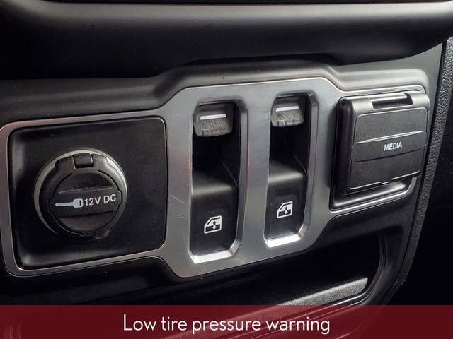 Used 2020 Jeep Wrangler Sport AWD/4WD image 27