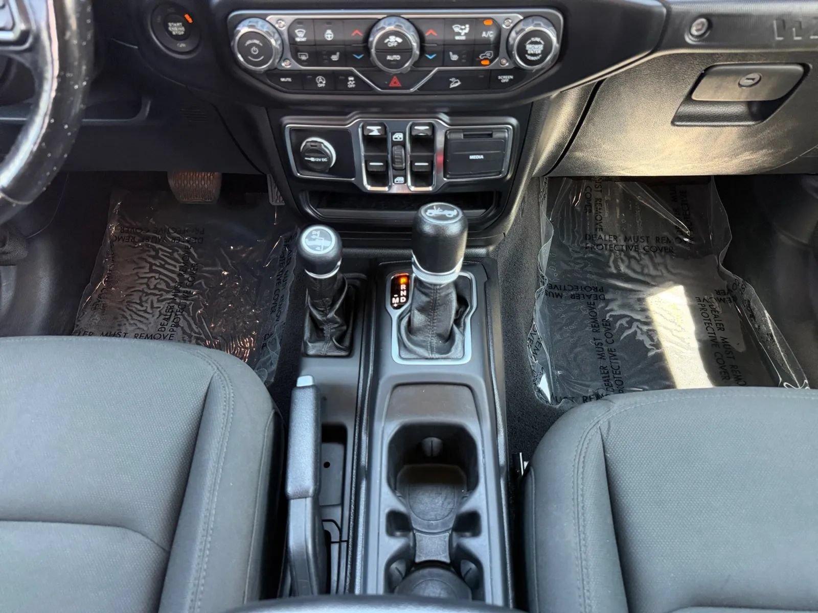 Used 2020 Jeep Wrangler Unlimited Sport AWD/4WD image 18
