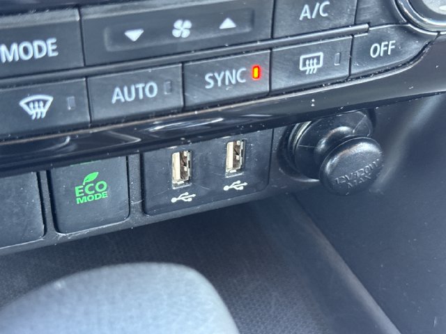 Used 2025 Mitsubishi Eclipse Cross AWD image 30