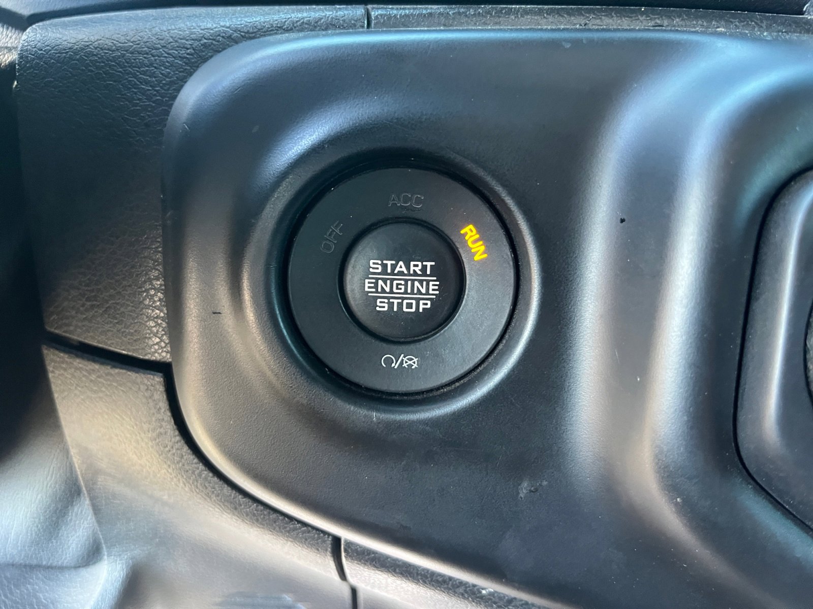 Used 2021 Jeep Wrangler Unlimited Sahara w/ Safety Group image 30