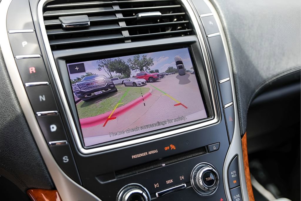 Used 2020 Lincoln Nautilus Reserve FWD image 19