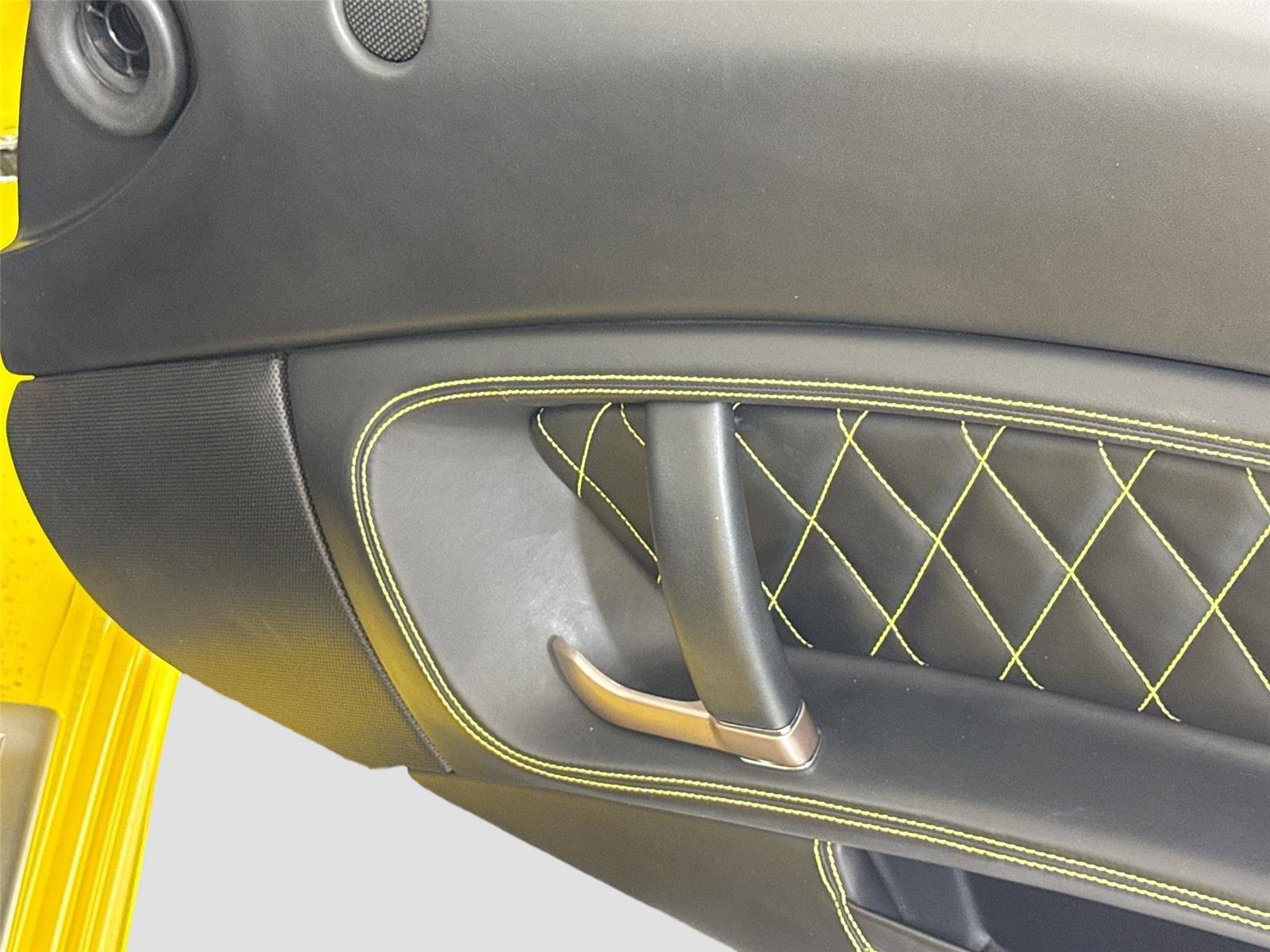 Used 2014 Ferrari California image 30