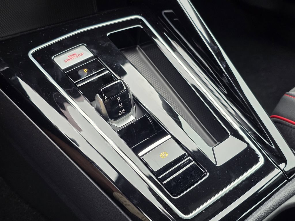 New 2026 Volkswagen GTI SE FWD image 18