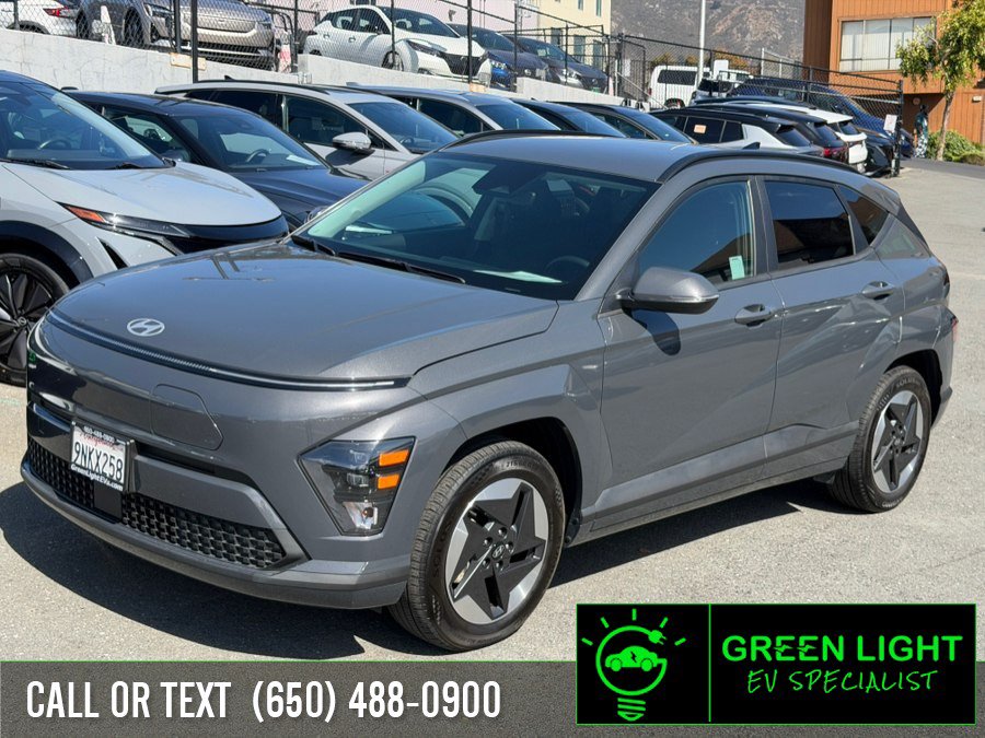 Used 2024 Hyundai Kona SEL FWD image 1