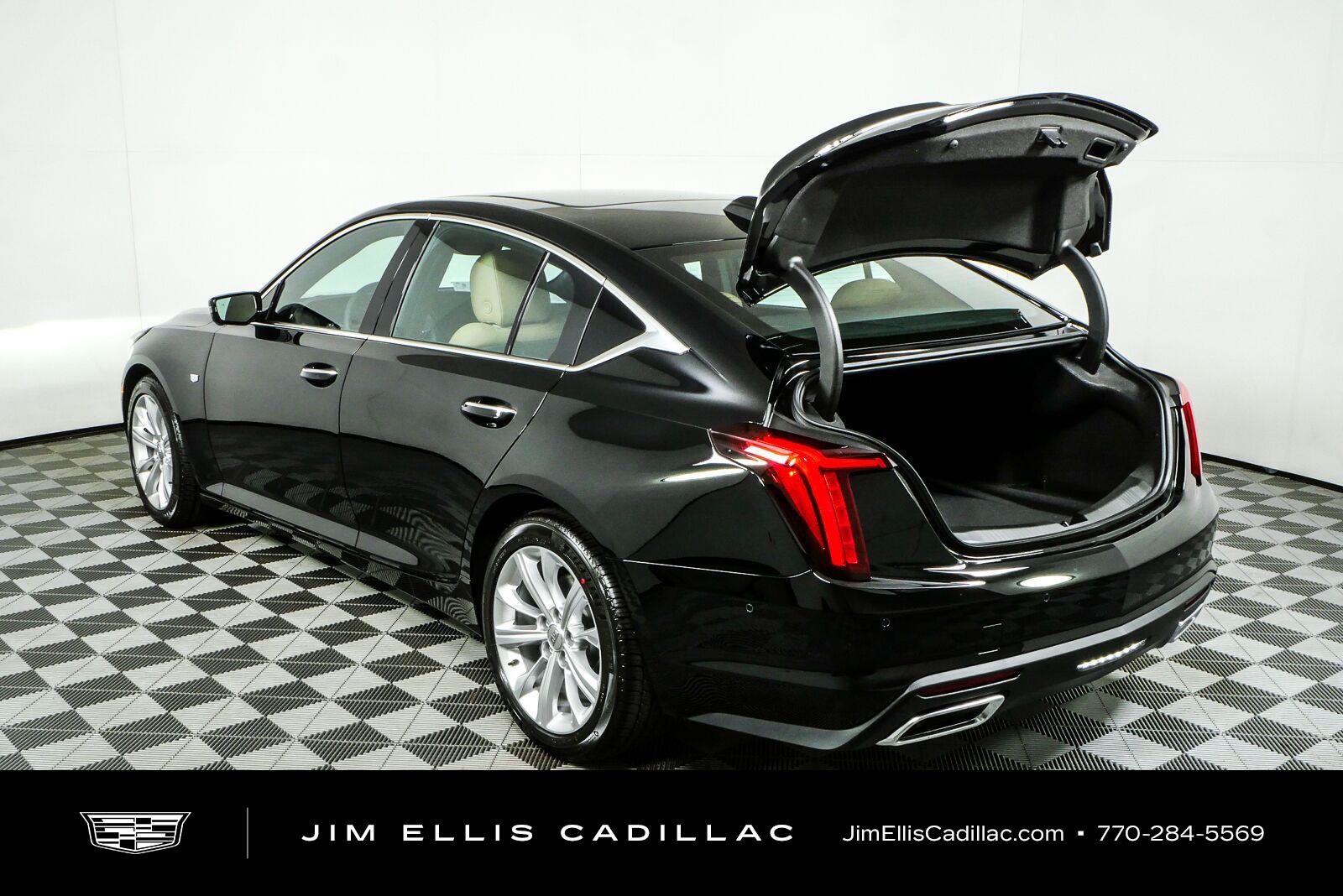 New 2026 Cadillac CT5 Premium Luxury w/ Technology Package RWD image 32