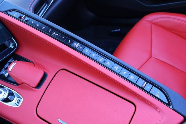 Used 2025 Chevrolet Corvette Stingray Preferred Conv w/ Z51 Performance Package image 9