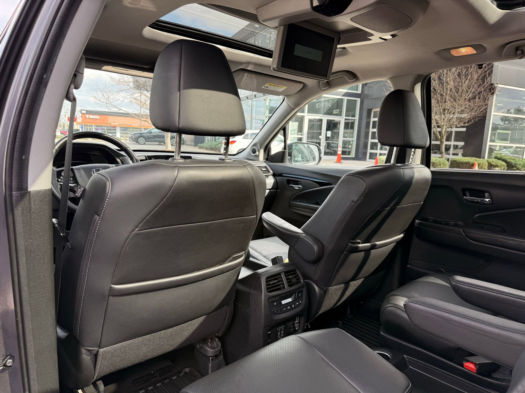 Used 2020 Honda Pilot Elite image 34