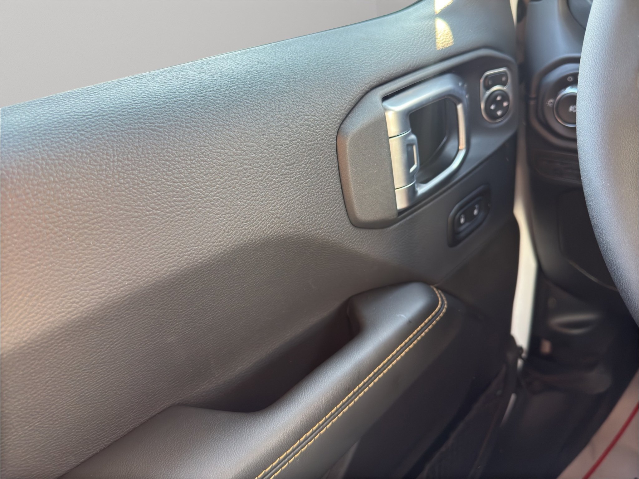 New 2027 Jeep Wrangler Unlimited Sahara AWD/4WD image 21