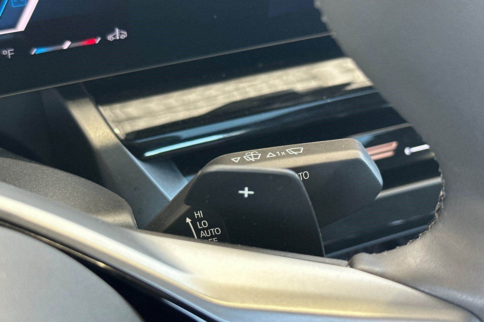 Certified 2026 BMW 530i RWD image 34