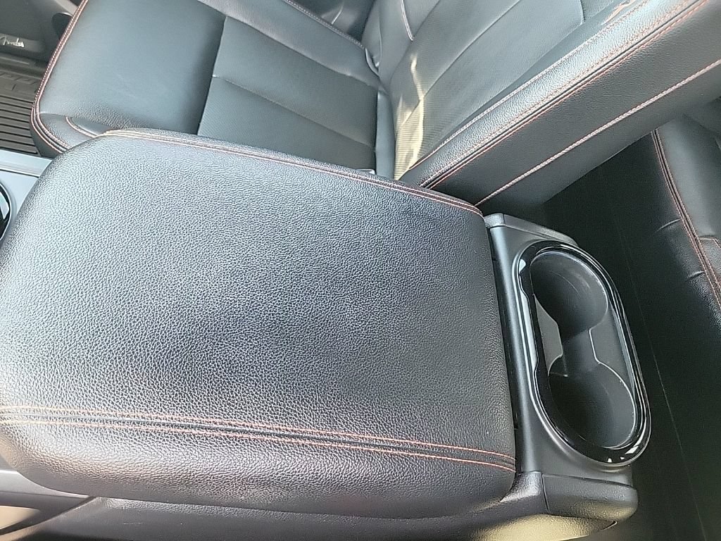 Used 2024 Nissan Titan PRO-4X w/ Pro-4x Convenience Package AWD/4WD image 32