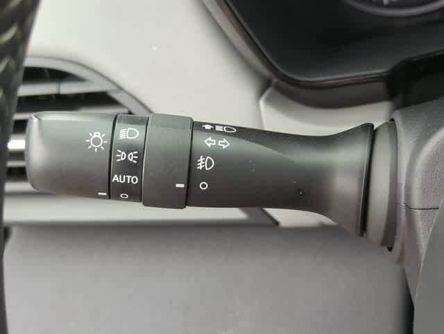 Certified 2025 Subaru Outback Premium AWD/4WD image 27