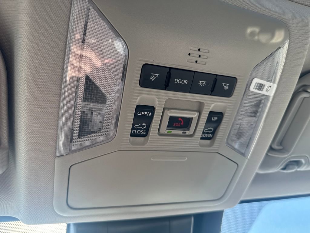 New 2025 Toyota RAV4 XLE image 30