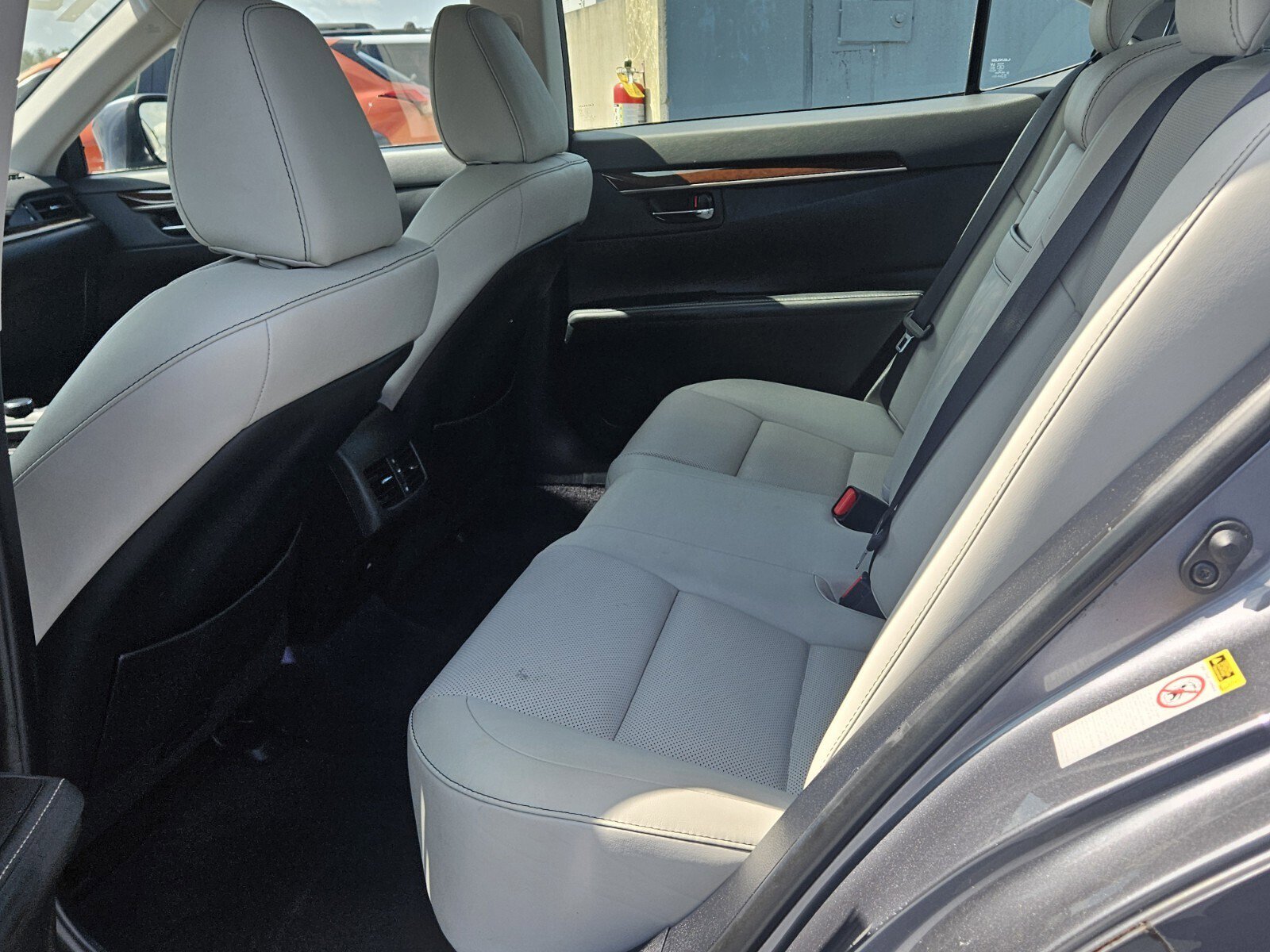 Used 2014 Lexus ES 350 w/ Premium Package FWD image 3