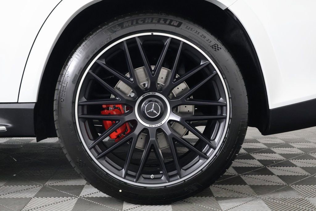 New 2026 Mercedes-Benz GLS 63 AMG 4MATIC image 11