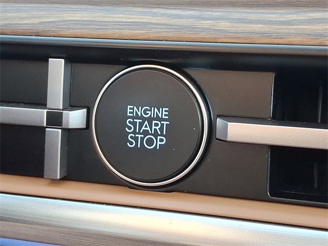 Used 2024 Hyundai Santa Fe Limited image 24