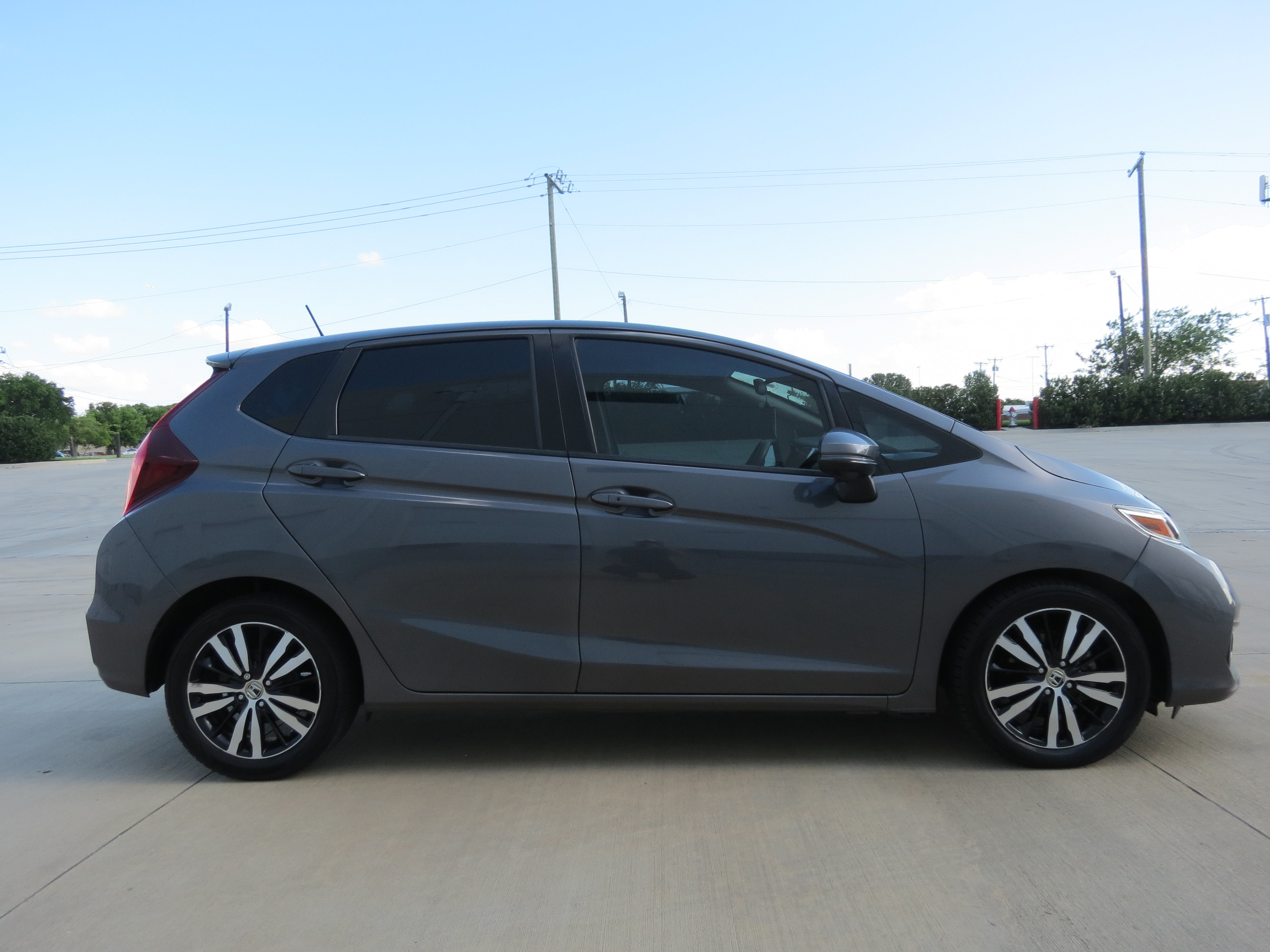Used 2018 Honda Fit EX image 4