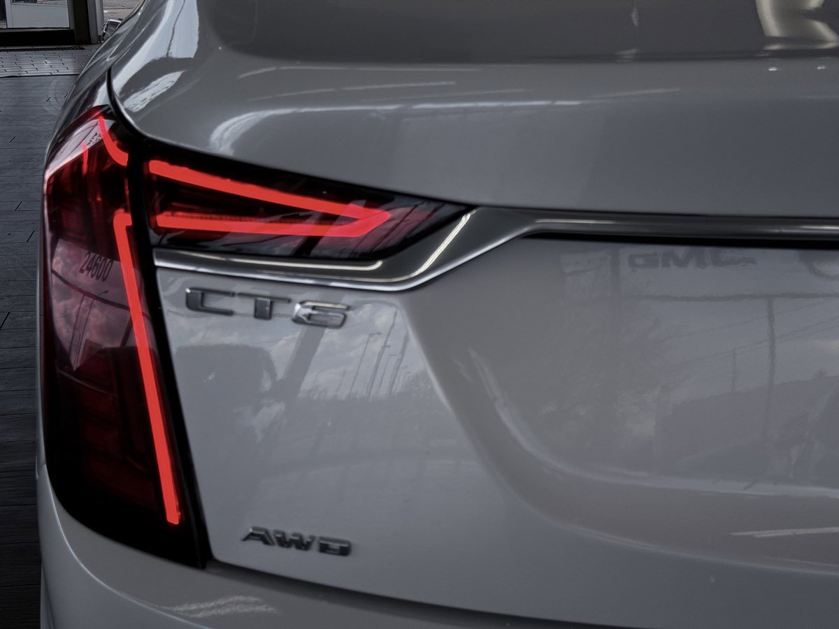 Used 2020 Cadillac CT6 Luxury image 16