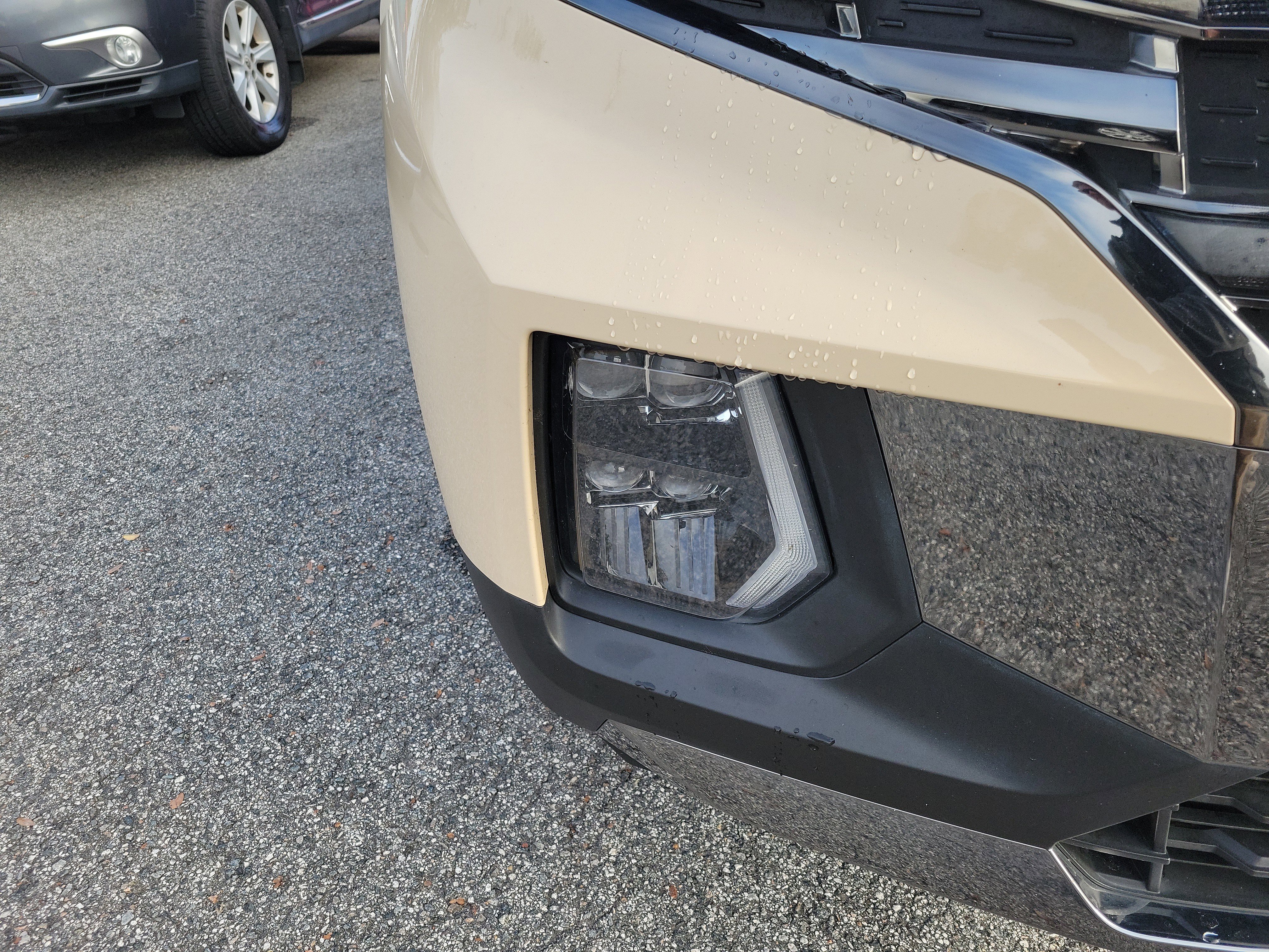 Used 2022 Hyundai Santa Cruz Limited w/ Cargo Package image 7