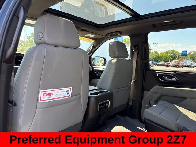Used 2024 Chevrolet Suburban Z71 w/ Luxury Package AWD/4WD image 22