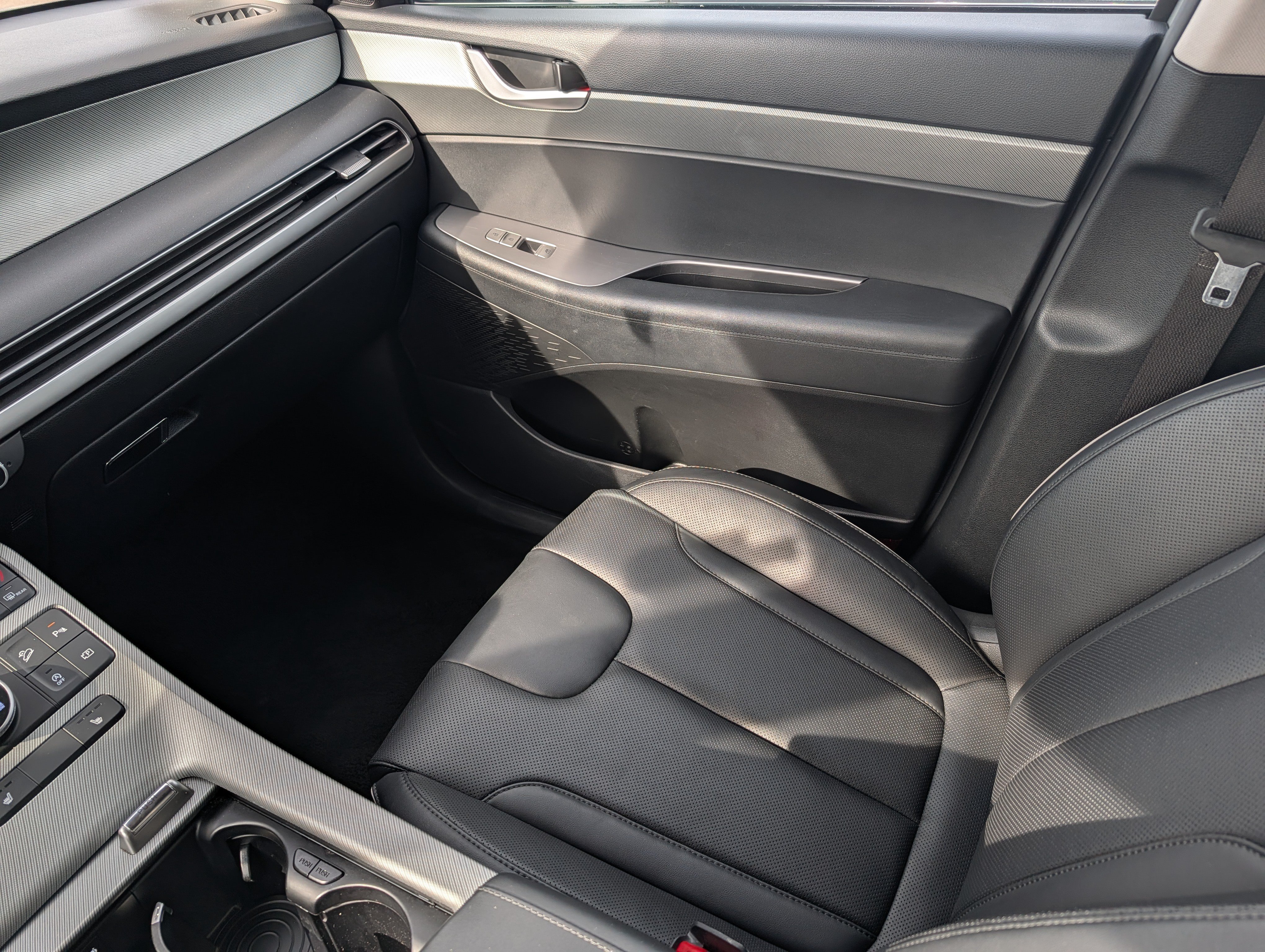 Certified 2025 Hyundai Palisade SEL AWD/4WD image 11