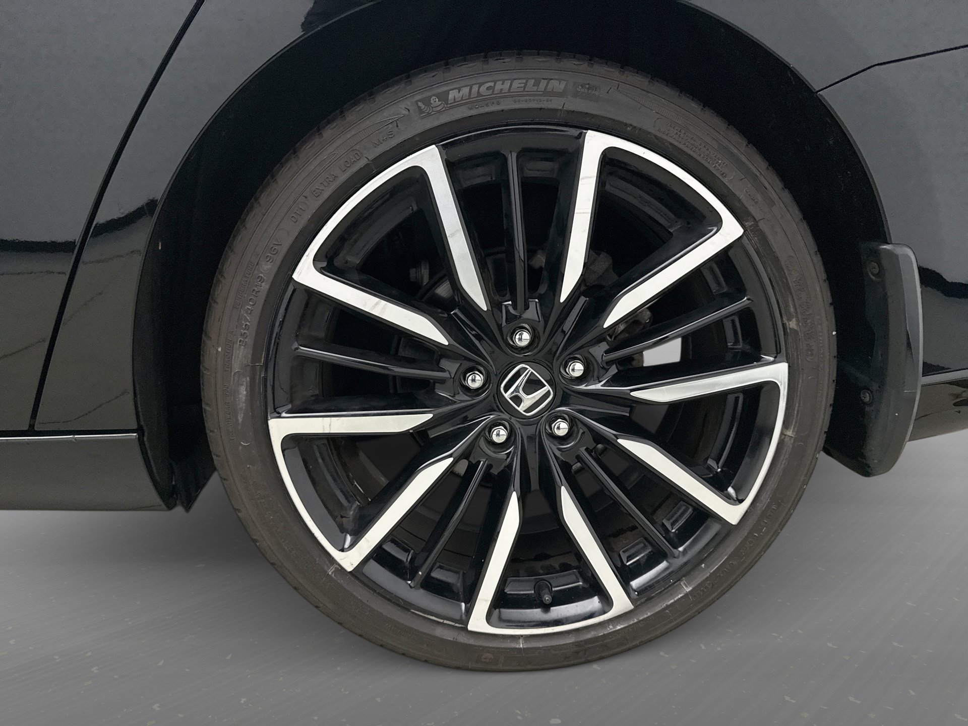 Used 2024 Honda Accord Touring image 22