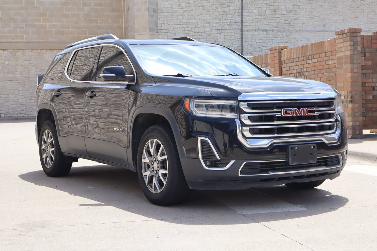 Used 2020 GMC Acadia SLT FWD image 2