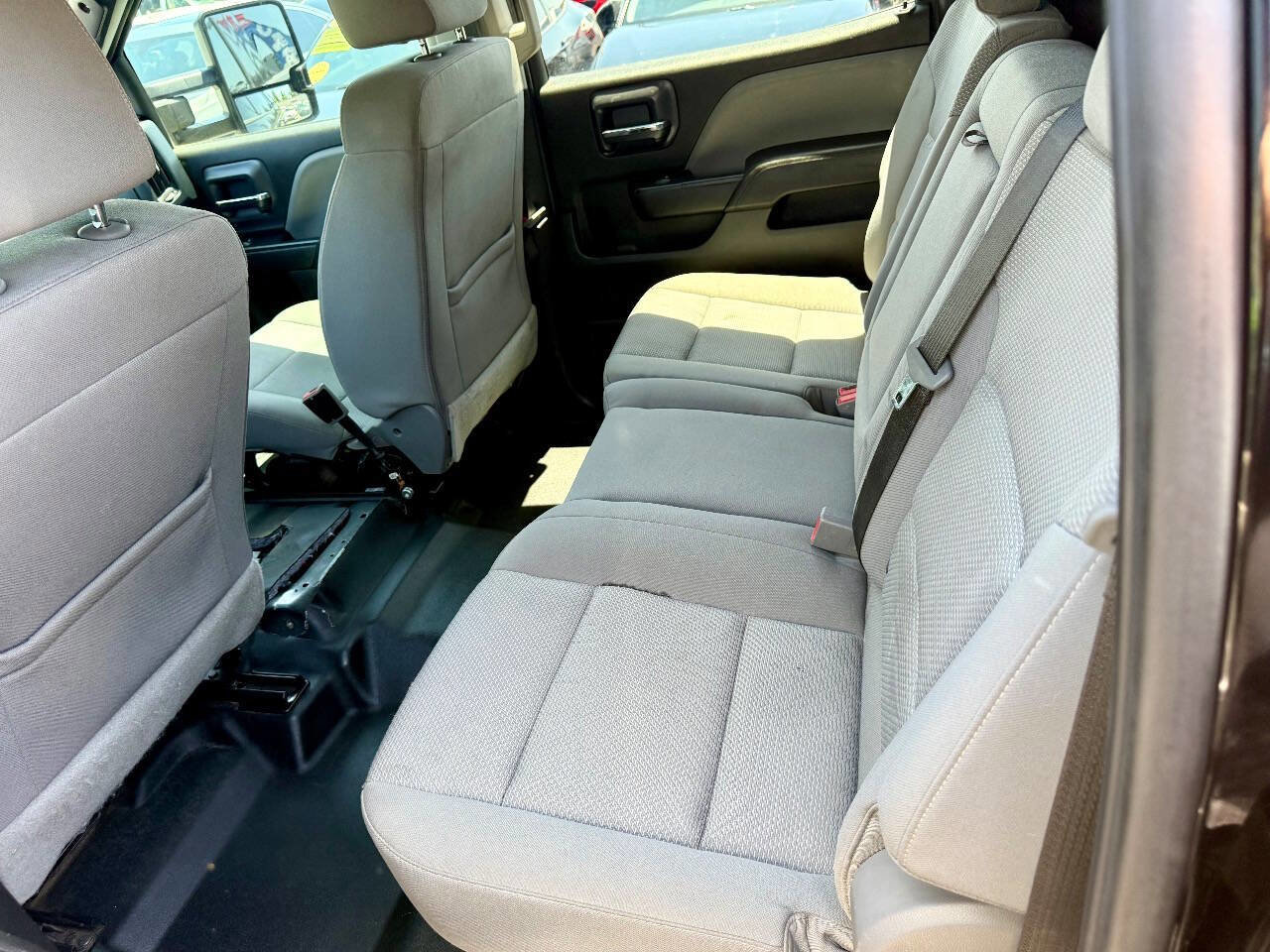 Used 2018 Chevrolet Silverado 1500 W/T w/ Special Service Package AWD/4WD image 14