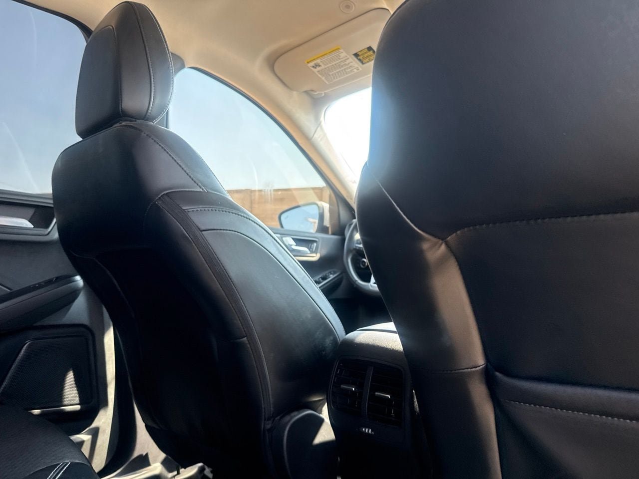 Used 2023 Ford Escape SE FWD image 28